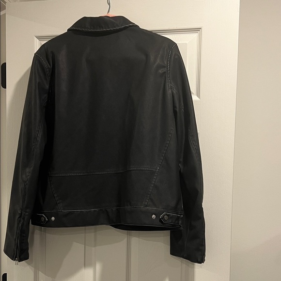 Gray Jacket - Picture 14 of 17